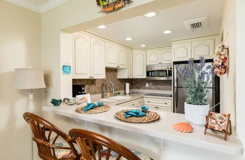 Madeira Beach Apartment | OCEANFRONT condo directly overlooking the clear blue water of the Gulf of Mexico