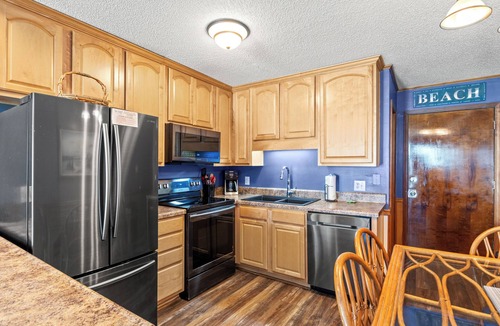 Myrtle Beach Condo | Oceanfront Condo with a Spectacular View of Ocean Annie's