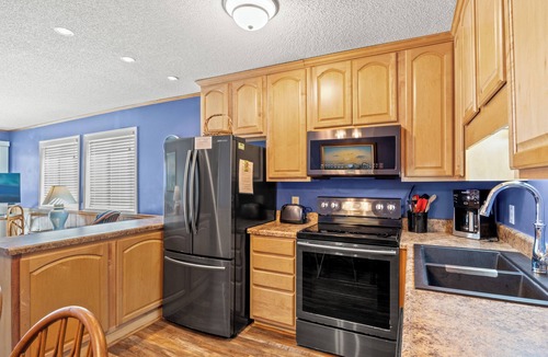 Myrtle Beach Condo | Oceanfront Condo with a Spectacular View of Ocean Annie's