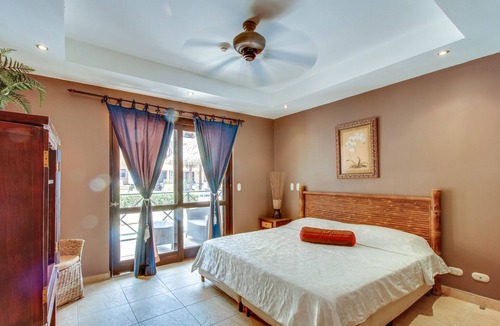 Barrio Los Villalobos Apartment | Oceanfront condo with pool, upscale atmosphere, & great location