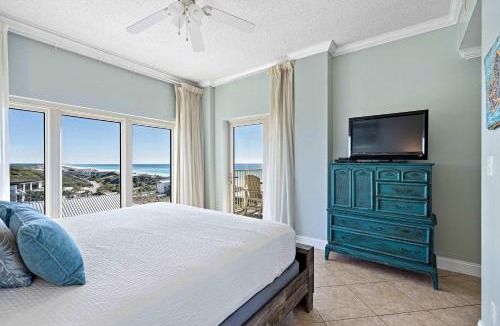 Sandestin Apartment | Oceanfront Condo with Private Balcony Resort Pool & Hot Tub