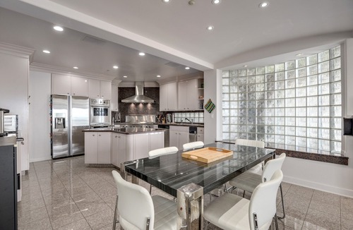 Delta House | Oceanfront Contemporary House Tsawwassen Metro Vancouver - Beach Access