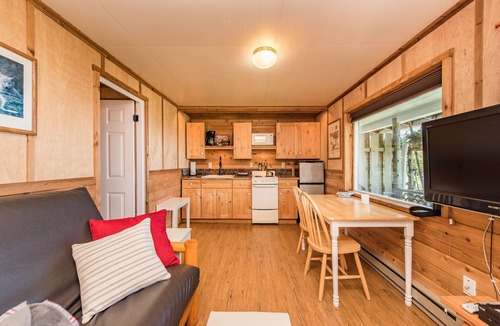 Sekiu House | OceanFront Cottage, Beachwander for miles &/or explore the Olympic National Park