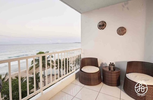 La Pared Condo | OCEANFRONT, COZY And GREAT VIEW, 2B/2B/1Pk