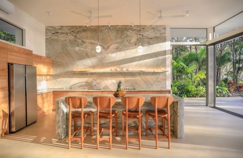 Carmen Villa | Oceanfront Paradise:4-Bedroom Villa with Expansive Pool in Santa Teresa Sea Wing