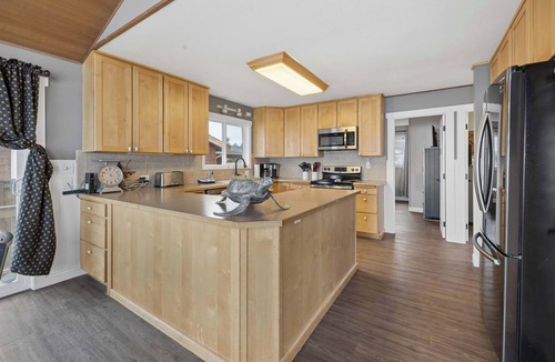 Gleneden Beach House | Oceanfront dog friendly house with deck private hot tub and stunning views
