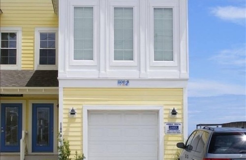 Carolina Beach House | Oceanfront Duplex with Great Decks . Summer rentals Saturday to Saturday only.