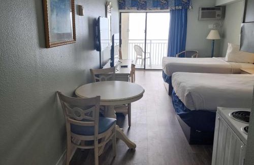 Myrtle Beach Apartment | Oceanfront Efficiency T1009