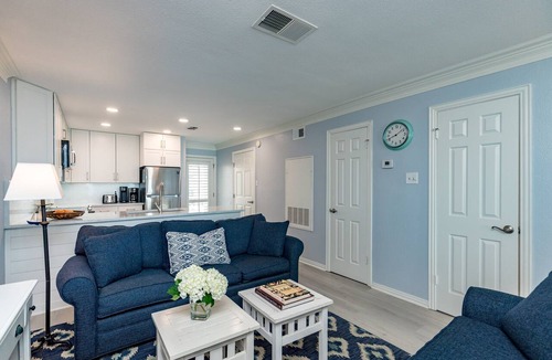 Corpus Christi Condo | Oceanfront Escape | Stunning Views & Private Balconies