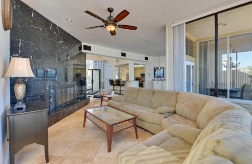 Wilbur-By-The-Sea House | Oceanfront Escape on Wilbur Beach!