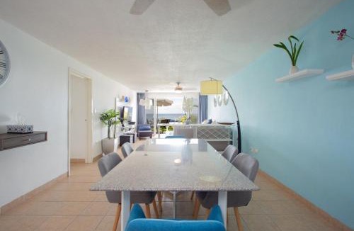 Zona Hotelera Norte Apartment | Oceanfront Escape Sunset Views and Caribbean Breeze