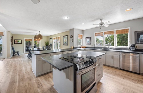 Debordieu Colony House | Oceanfront Family Retreat 7 Bedrooms Relax, Recharge, and Enjoy Stunning Views.