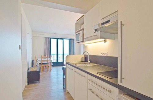Les Sables d'Olonne Apartment | Oceanfront Studio with Balcony in Central Les Sables-d'Olonne