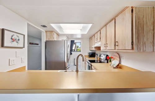 Chandler Park Condo | Oceanfront Getaway: Book Today!