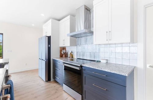 Rockaway Beach House | Oceanfront Getaway w/Stunning Views & Soaking Tub