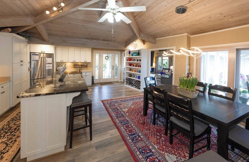 Sandbridge House | OCEANFRONT - Great views, Hot Tub, Sleeps 9