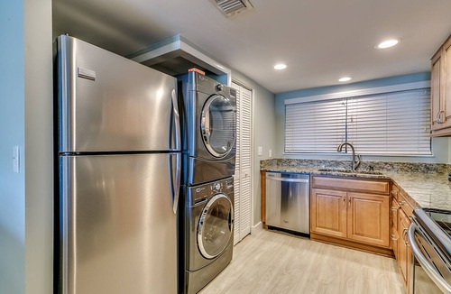 Myrtle Beach Condo | 🌊Oceanfront | Great Views | Awesome Amenities | Carolina Dunes 306🌊