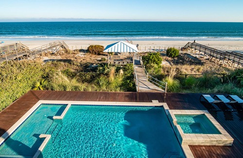 North Litchfield Beach House | Oceanfront home with private swimming pool & private walkway to beach at North Litchfield Beach.