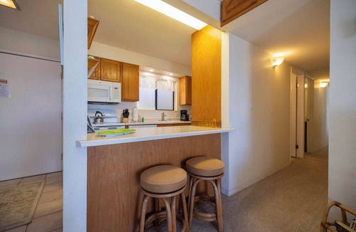 Maalaea Condo | Oceanfront Hono Kai B7 Escape Maui Condo Pool & Walk to Beach -Ma’alaea Bay