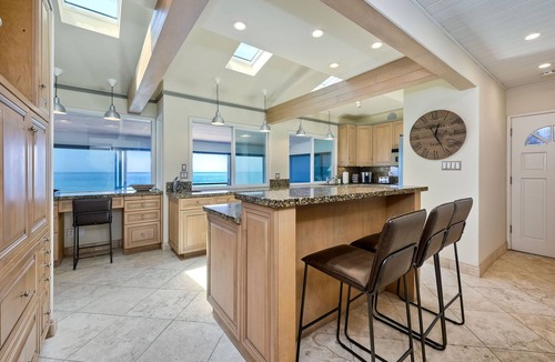 South Oceanside House | Oceanfront, Hot Tub, Private Beach, Fire Pit
