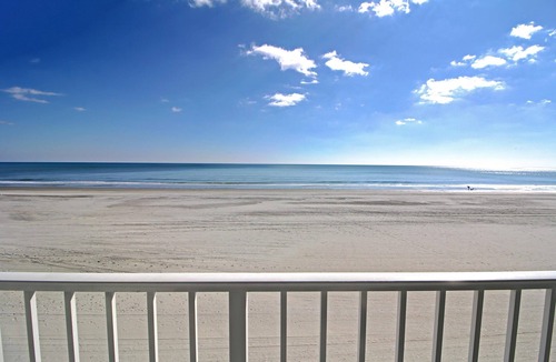 Myrtle Beach Condo | Oceanfront in prime location!