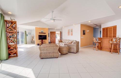 Keaau House | Oceanfront Keaau Gem: Ocean & Sunrise Views, Pool