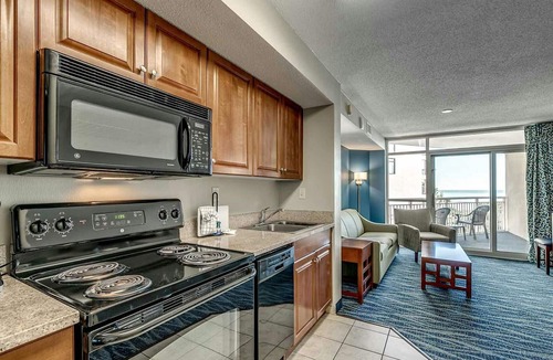 Myrtle Beach Condo | · Oceanfront King Suite - Multiple Pools, Indoor Waterpark and More