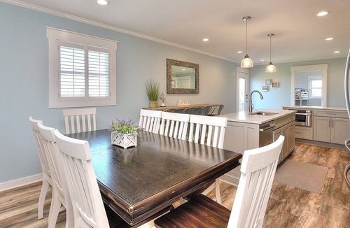 Yaupon Beach Hotel | Oceanfront Knotty Pelican in Oak Island: 5 beds, sleeps 12, pet-friendly retreat!