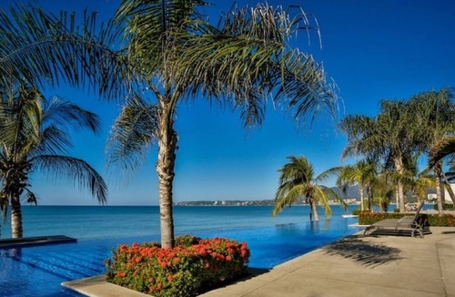 Bucerias Condo | Oceanfront Luxury Condo - Best Location In Bucerias