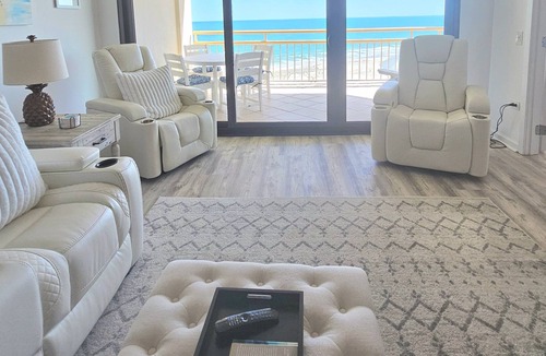 Briarcliffe Acres Condo | ✨OCEANFRONT✨- Luxury at the Beach - LL14 🏖 Ocean Creek Resort + Locker!