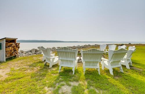 Stockton Springs House | Oceanfront Mid-Coast Maine Home w/Private Beach!