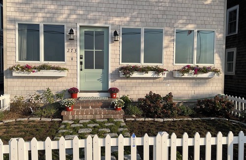 Westbrook Center House | Oceanfront Modern Luxury 3-bedroom beach house