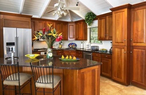 Estate Rendezvous and Ditlef Villa | Oceanfront Monte Bay, Fully Air Conditioned! Last minute discount available.Ask!