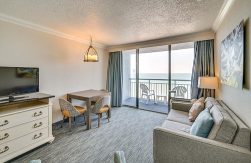 Myrtle Beach Apartment | Oceanfront Myrtle Beach Resort Rental with Balcony!