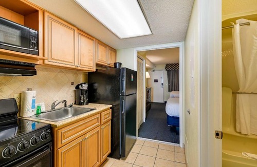 Myrtle Beach Apartment | Oceanfront Myrtle Beach Condo with Resort Amenities!