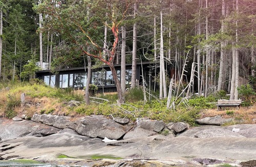 Galiano Cabin | Oceanfront Oasis, beautiful/modern/monthly rental. (Sorry, absolutely no pets.)