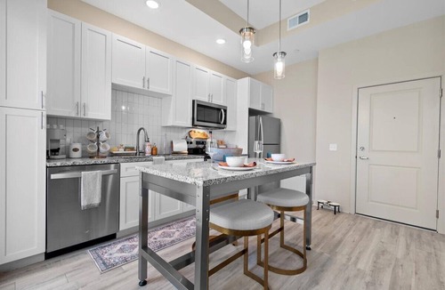 Seabreeze Park Condo | Oceanfront Oasis Daytona Beach 1BR/1BA - Parking Lot View - 204