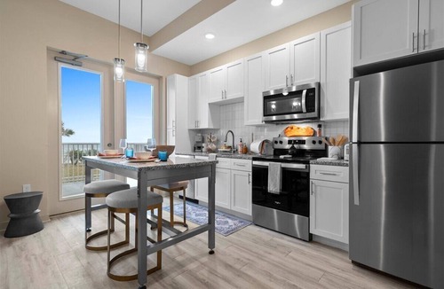 Daytona Beach Condo | Oceanfront Oasis Daytona Beach 3BR/2BA - Road View #335