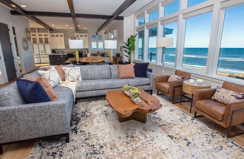 Duck House | OCEANFRONT, Ocean Views, ELEV, Private Pool, Poolside Bar, DB4, True at First Light