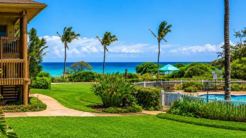 Lihue Apartment | Oceanfront & Oceanview ! Heated Pool ! Fully Renovated ! Walk to Lydgate Beach