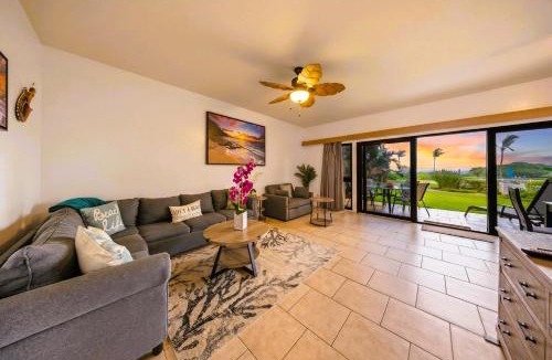 Lihue Apartment | Oceanfront & Oceanview ! Heated Pool ! Fully Renovated ! Walk to Lydgate Beach
