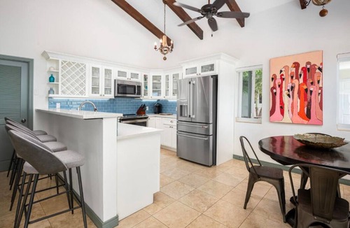 Venetian Road Settlement Villa | Oceanfront Paradise: 4-Bedroom Retreat in Turks and Caicos, Close to Attractions