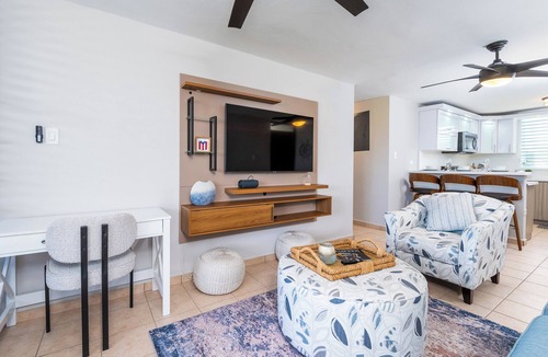 Guaniquilla Condo | Oceanfront Paradise: Completely Renovated Stunning Condo with Breathtaking Views