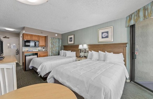 Myrtle Beach Hotel | Oceanfront Penthouse Studio in Premier Building