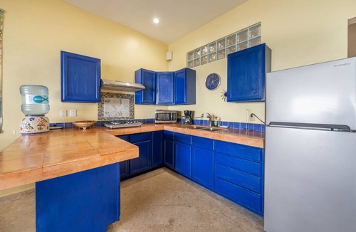 Isla Mujeres Villa | Oceanfront Pool Villa – Walk to Playa Norte