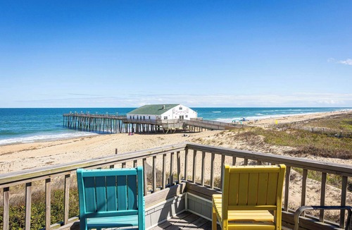 Southern Shores House | Oceanfront Private Beach Access & Community Pool!