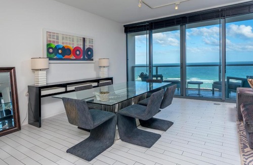 City Center Apartment | Oceanfront Private Residence at South Beach - 828