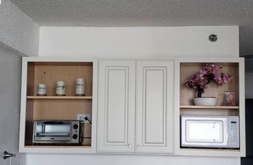 East Daytona Apartment | Oceanfront Retreat, Direct Beach Access, Pool, Sunrise Ocean Views