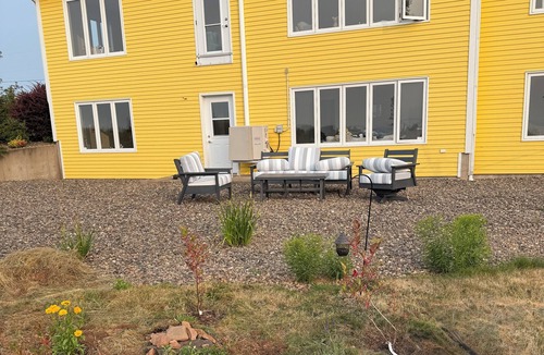 Bay of Fundy & Annapolis Valley House | Oceanfront Retreat on the Bay of Fundy – Stunning Views & Serene Privacy