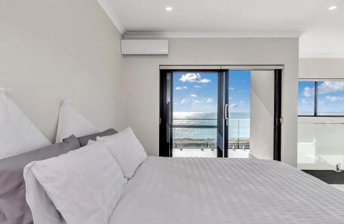 Mandurah Apartment | Oceanfront Retreat with Stunning Marina Views